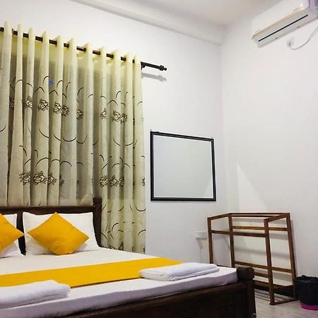 Freedom Inn Negombo Exterior photo